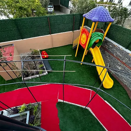 Aysem Mill Hill Apartment *
